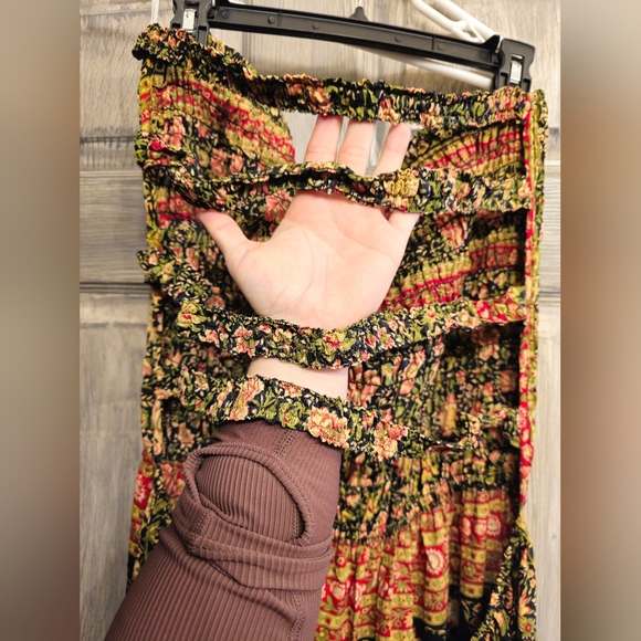 Large Strapless Raga Maxi Dress - Picture 4 of 7